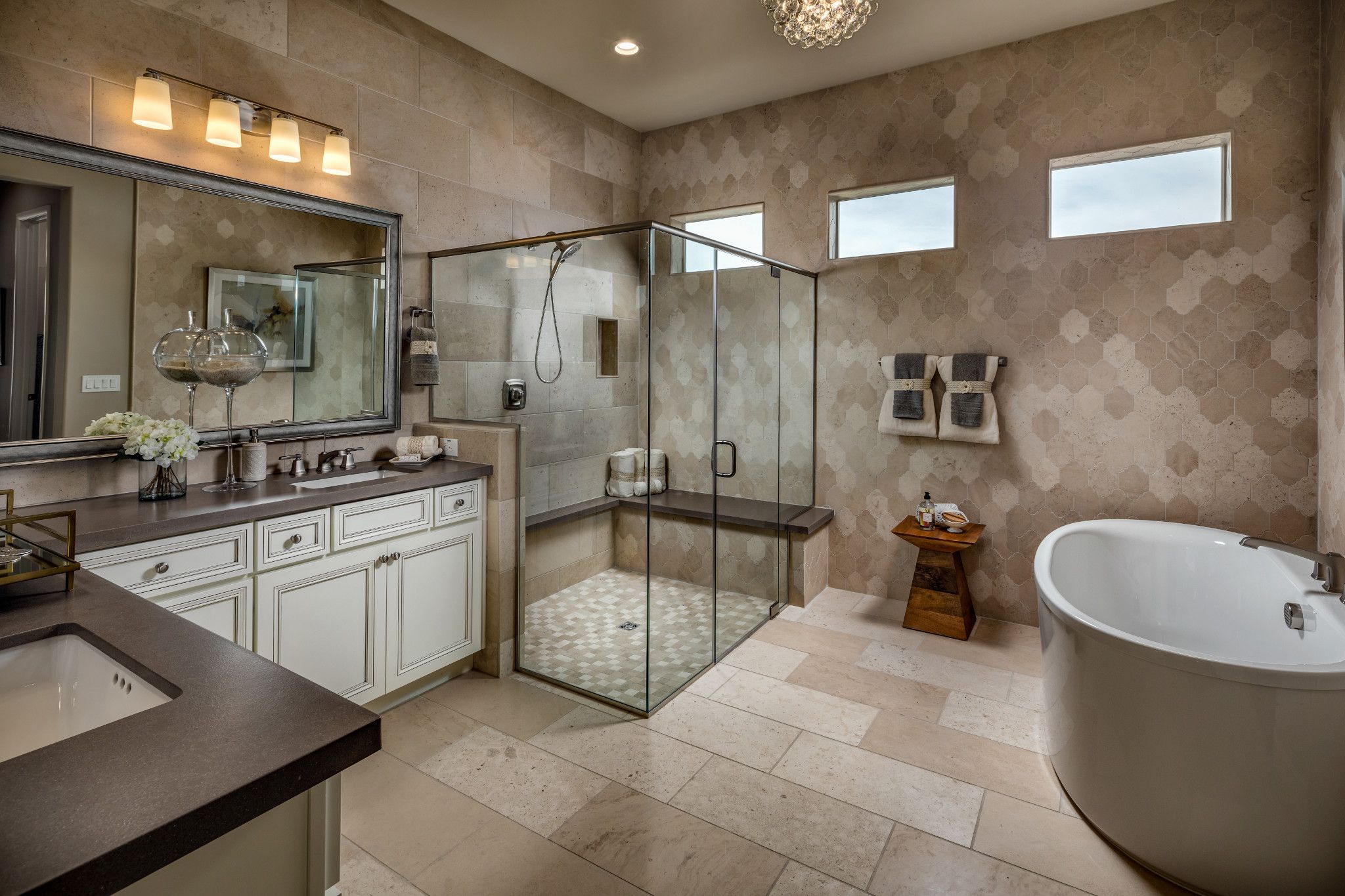 Trilogy_Verde_River_Latigo_Model_Master_Bath